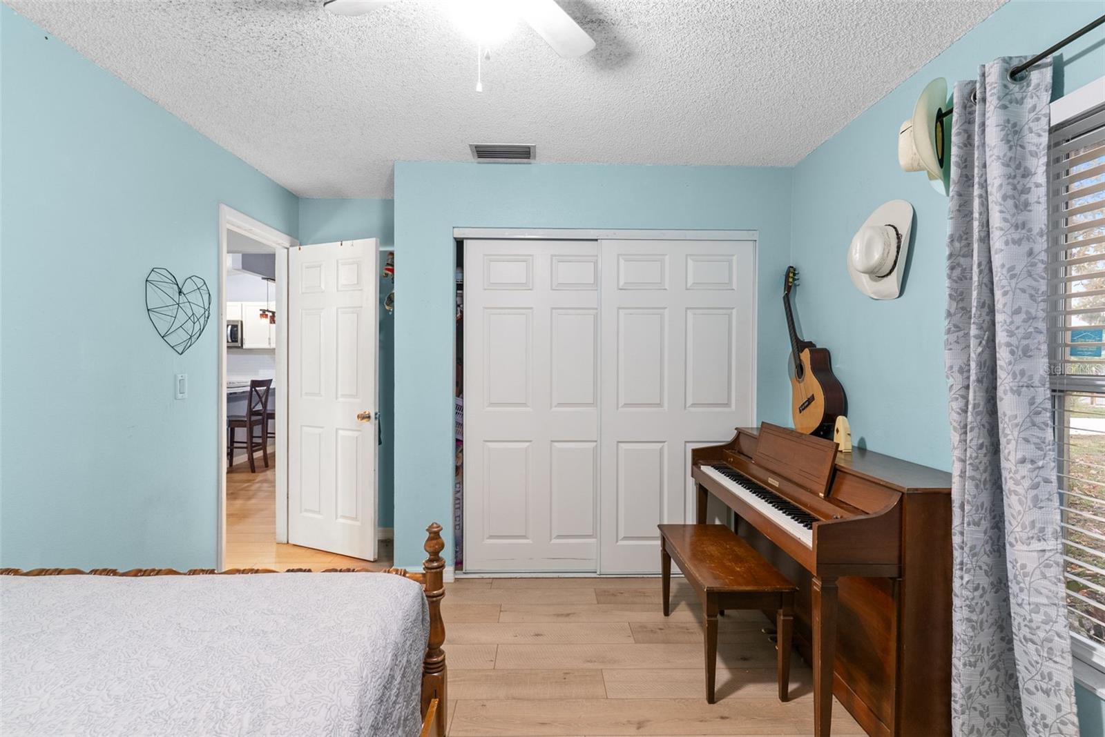 ACREAGE - Residential