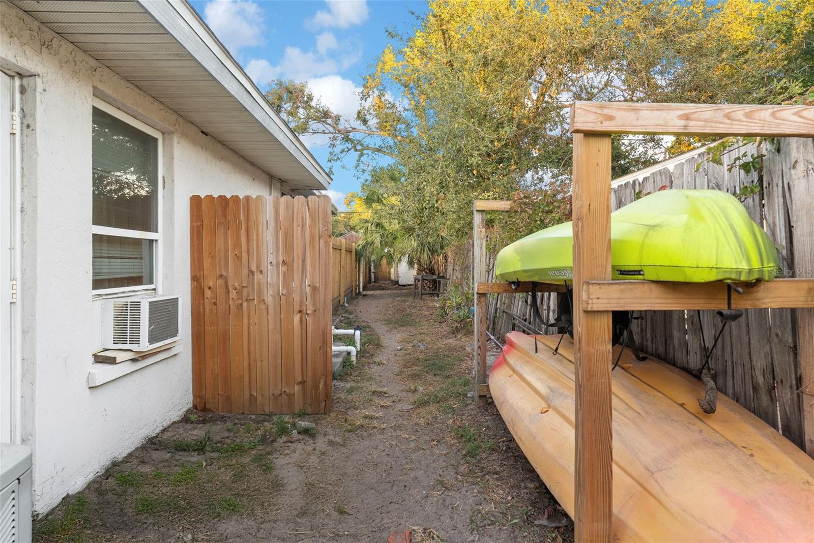 ACREAGE - Residential