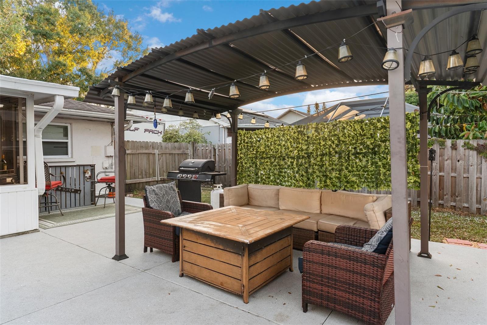 ACREAGE - Residential