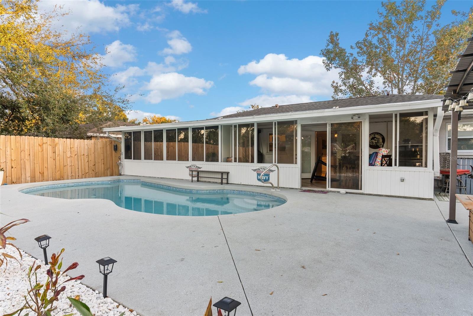 ACREAGE - Residential