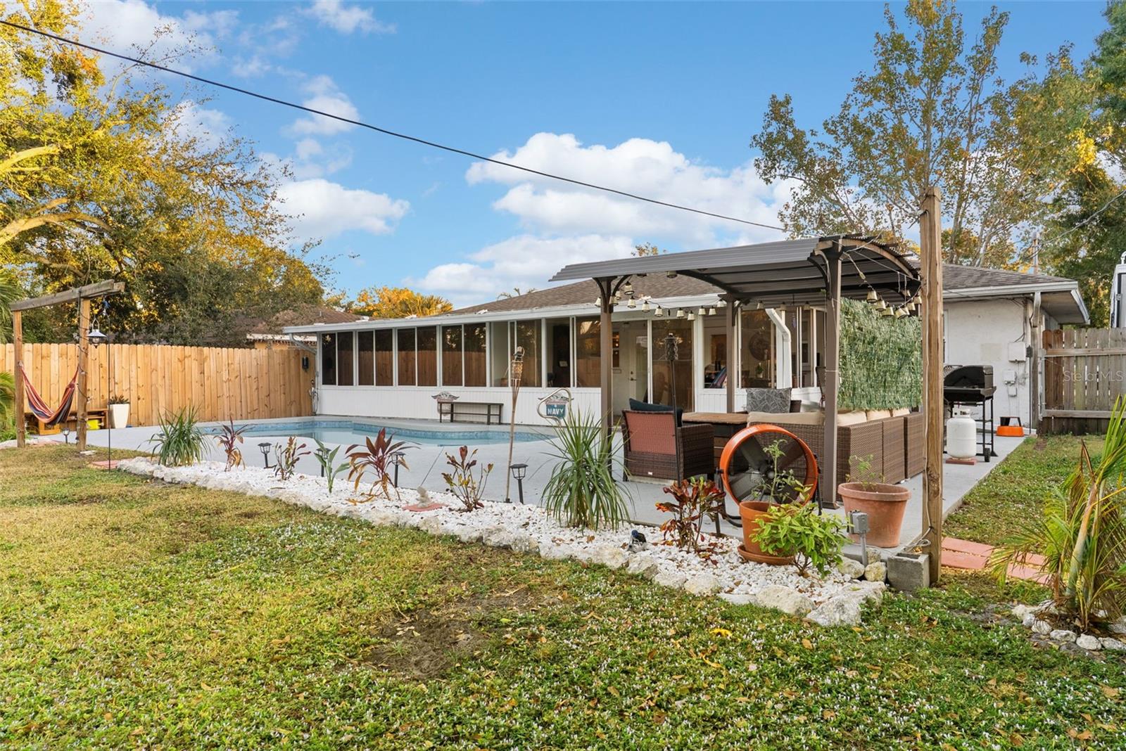 ACREAGE - Residential