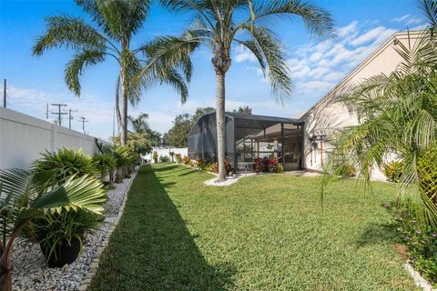 A home in WINTER HAVEN