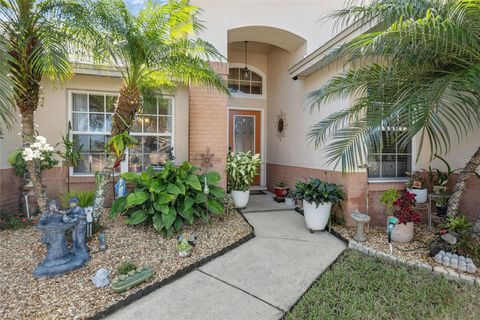 A home in WINTER HAVEN