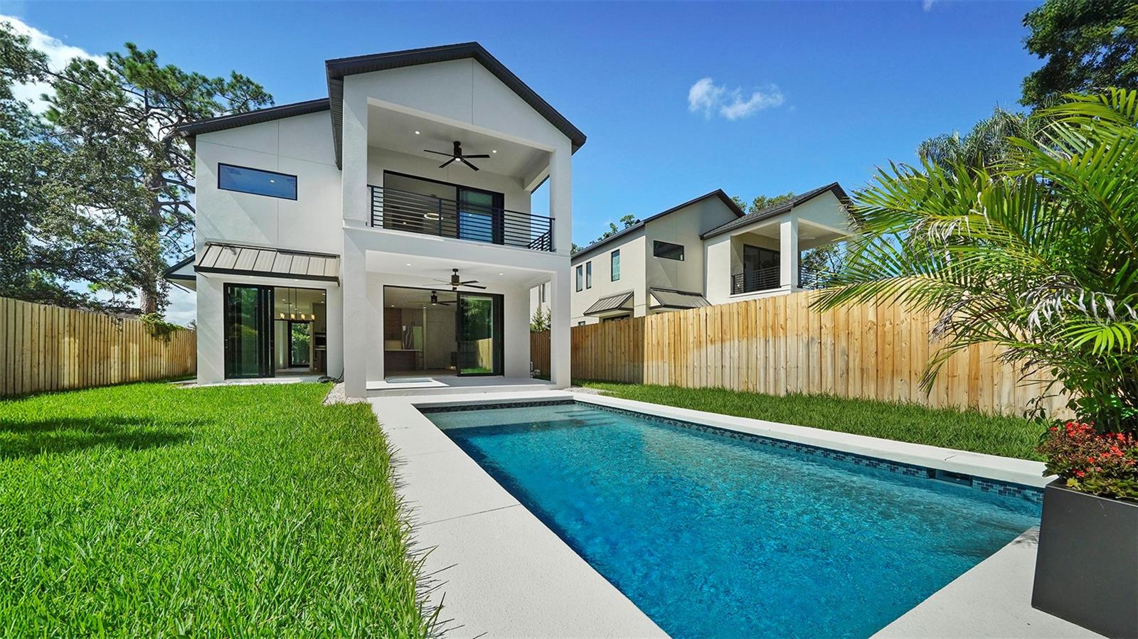 2249 OAK TERRACE TERRACE
