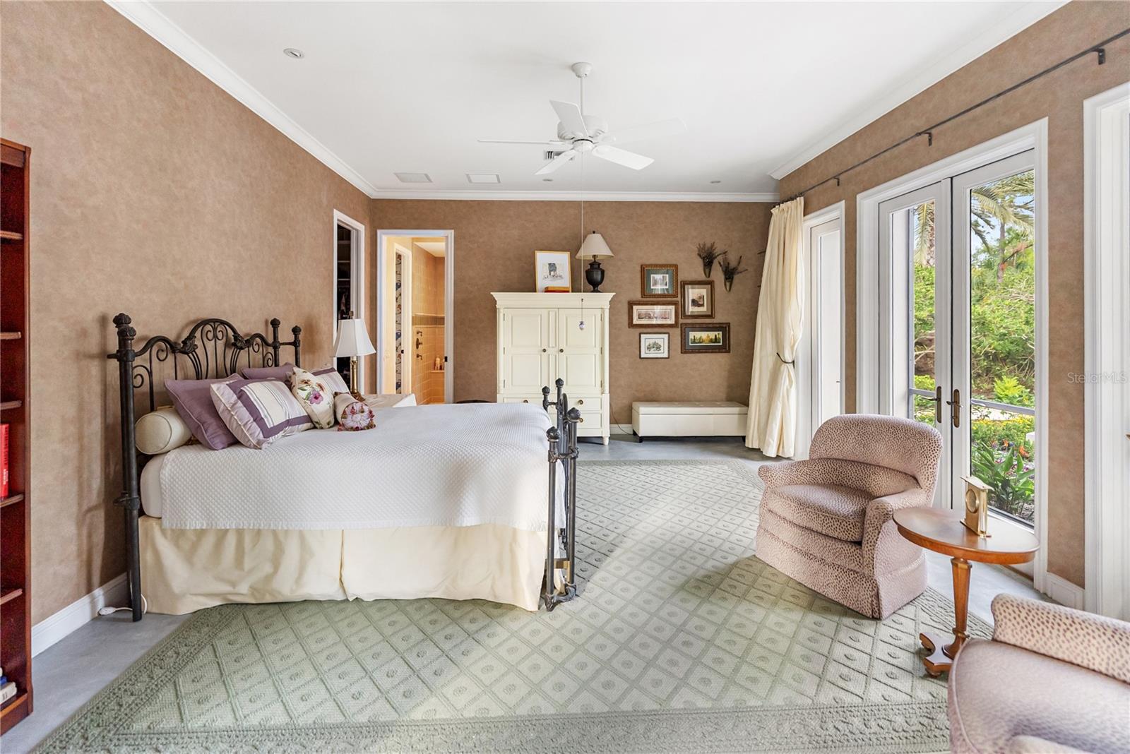 OYSTER BAY ESTATES - Residential