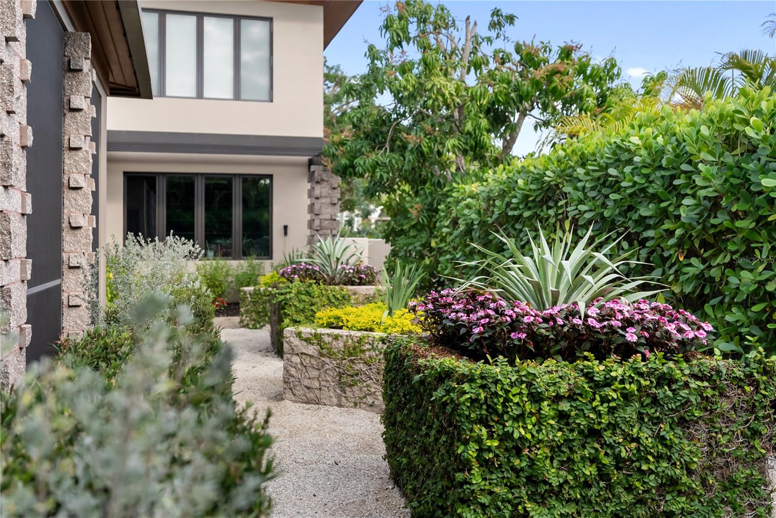 OYSTER BAY ESTATES - Residential