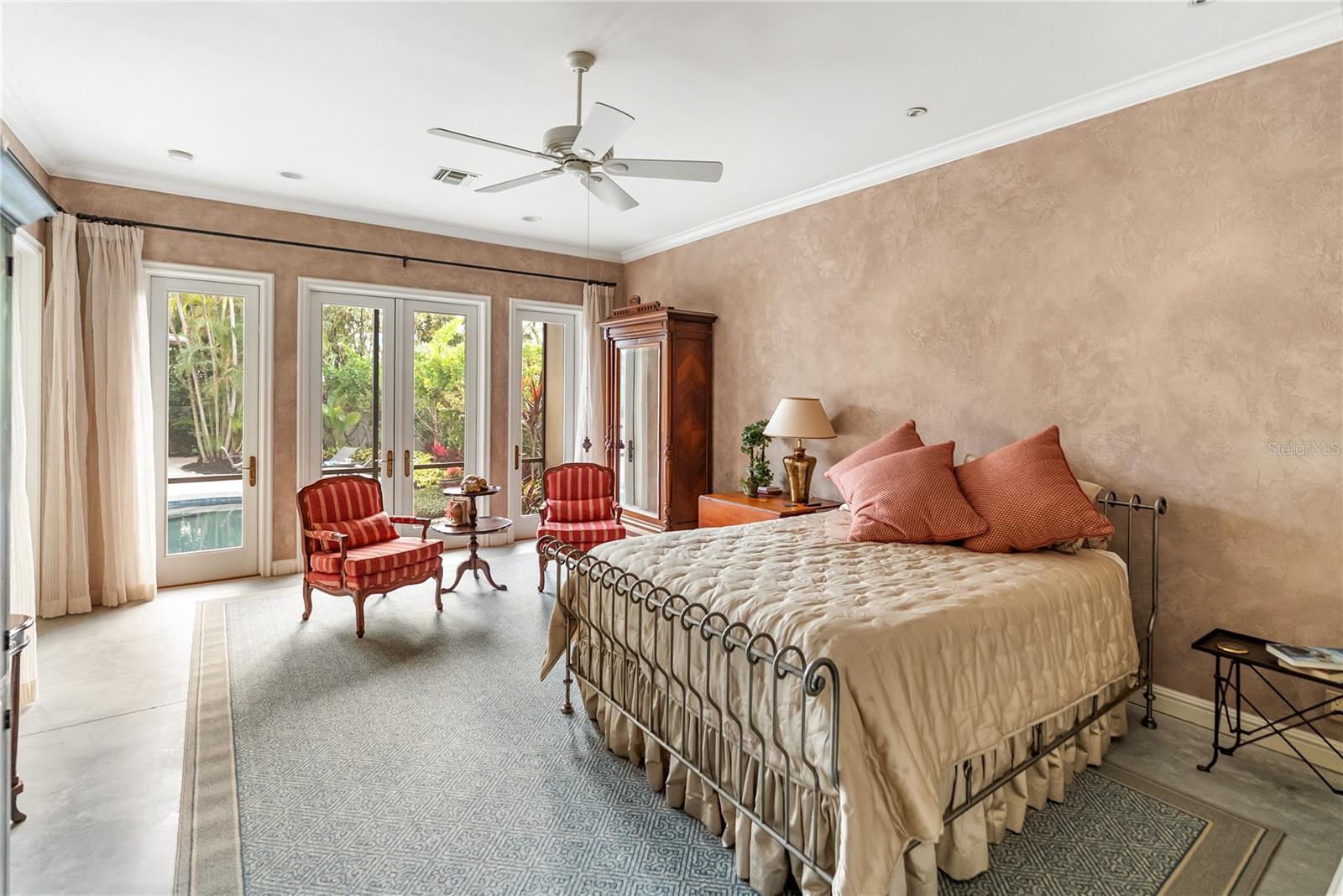 OYSTER BAY ESTATES - Residential