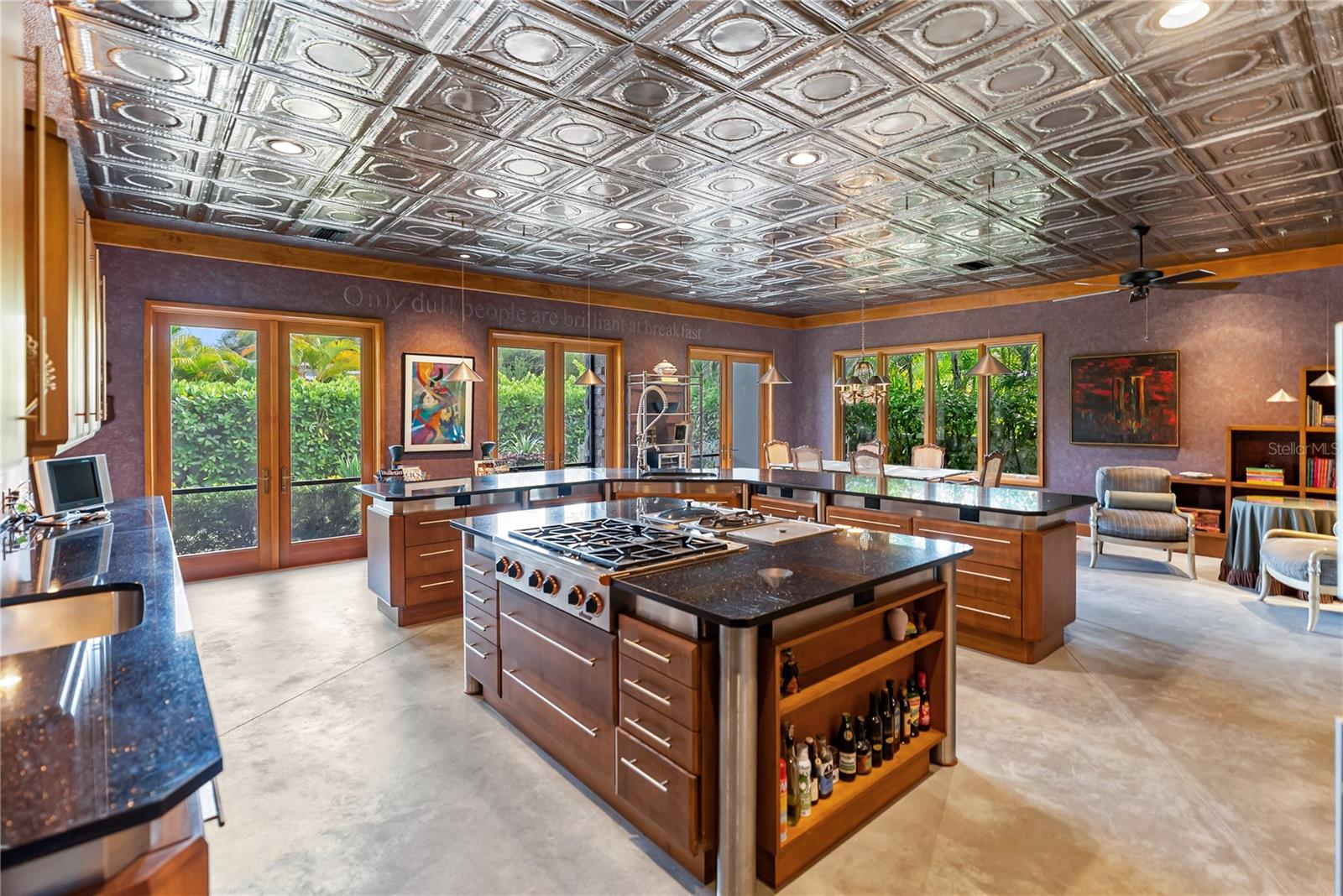 OYSTER BAY ESTATES - Residential