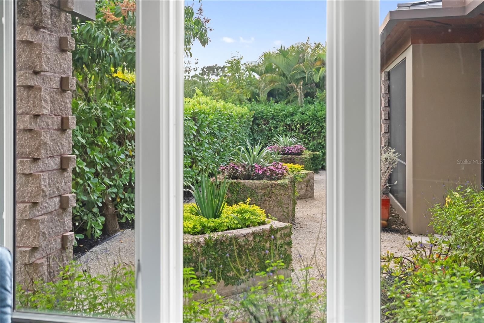 OYSTER BAY ESTATES - Residential