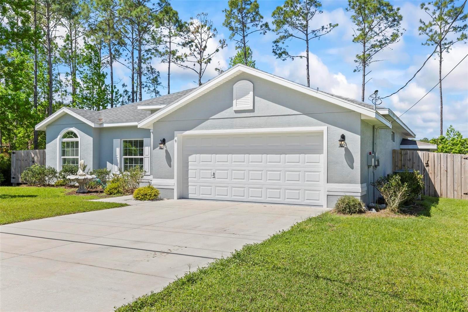 9 PORT ROYAL DRIVE