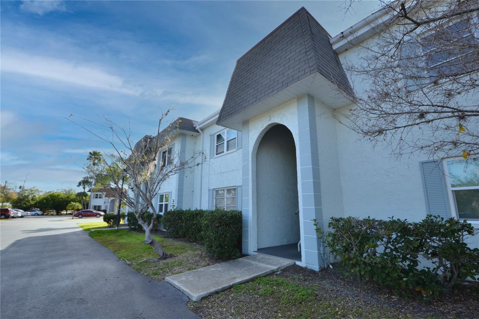 View CLEARWATER, FL 33759 condo