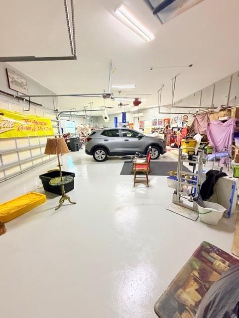 TWIN RIVERS - Residential