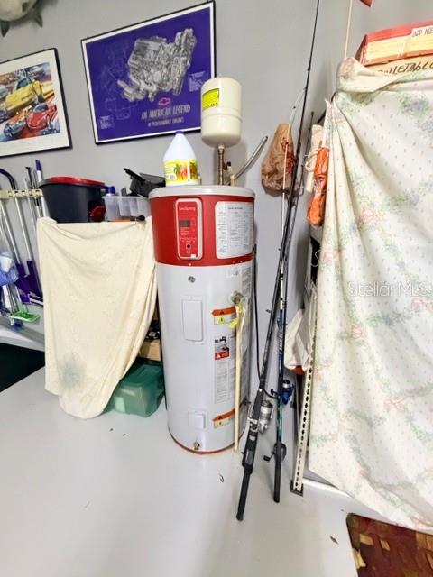 TWIN RIVERS - Residential