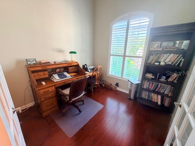 TWIN RIVERS - Residential