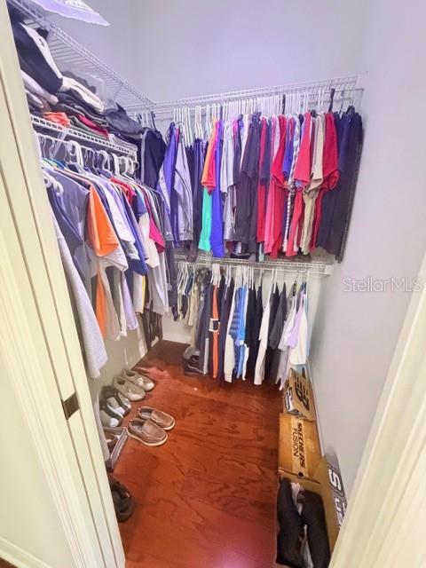 TWIN RIVERS - Residential