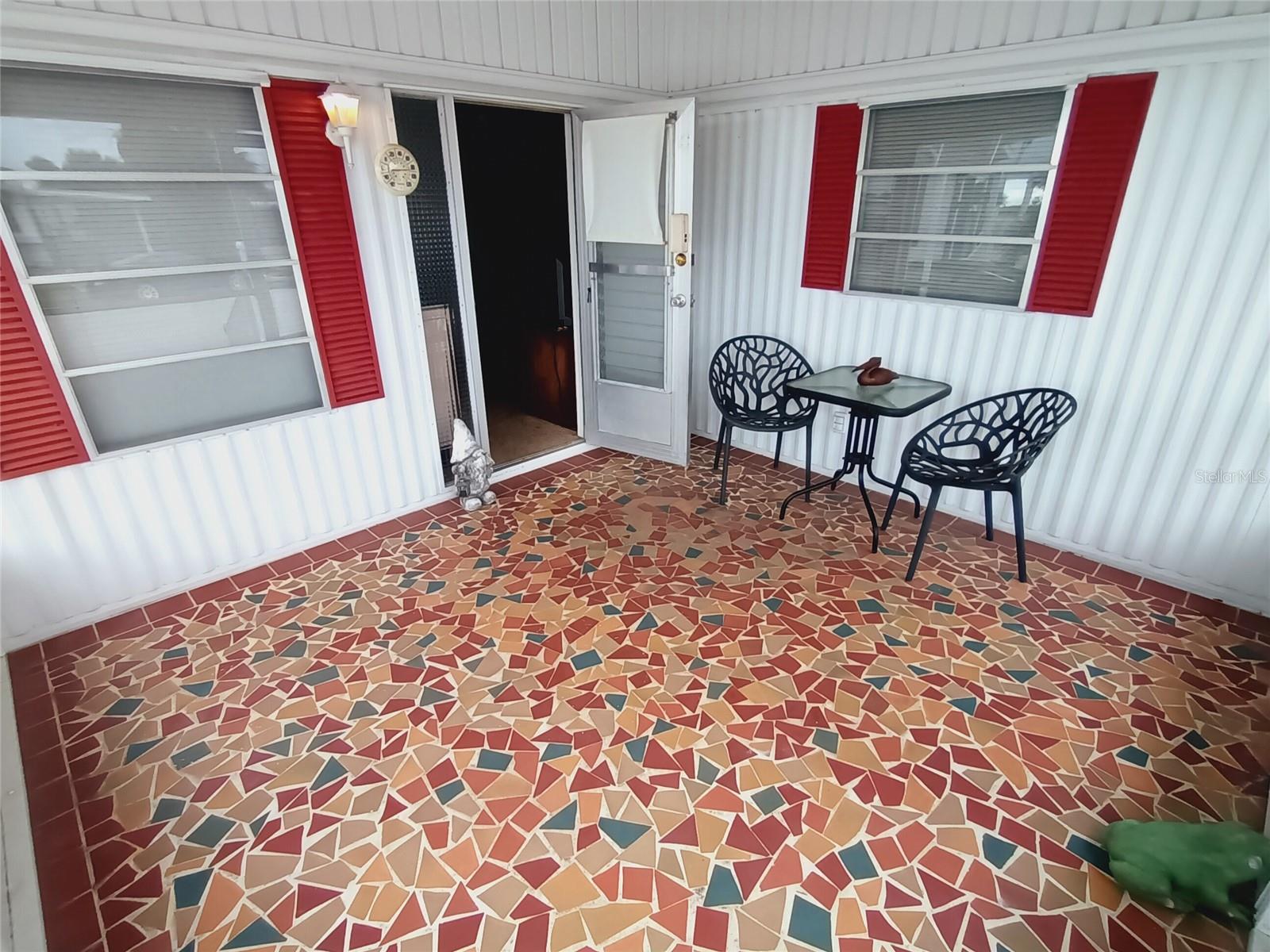 TRI-PAR ESTATES - Residential