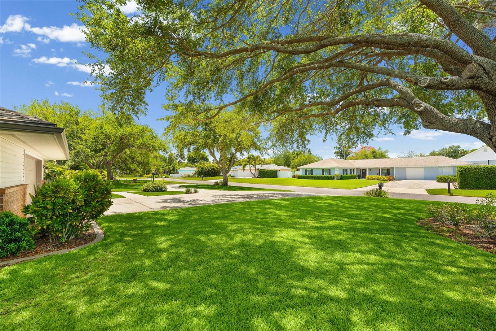 WILLOW LAKES ESTATES - Residential