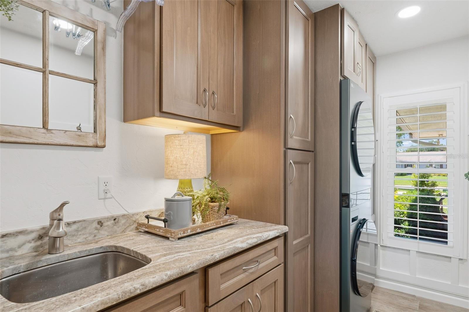 WILLOW LAKES ESTATES - Residential
