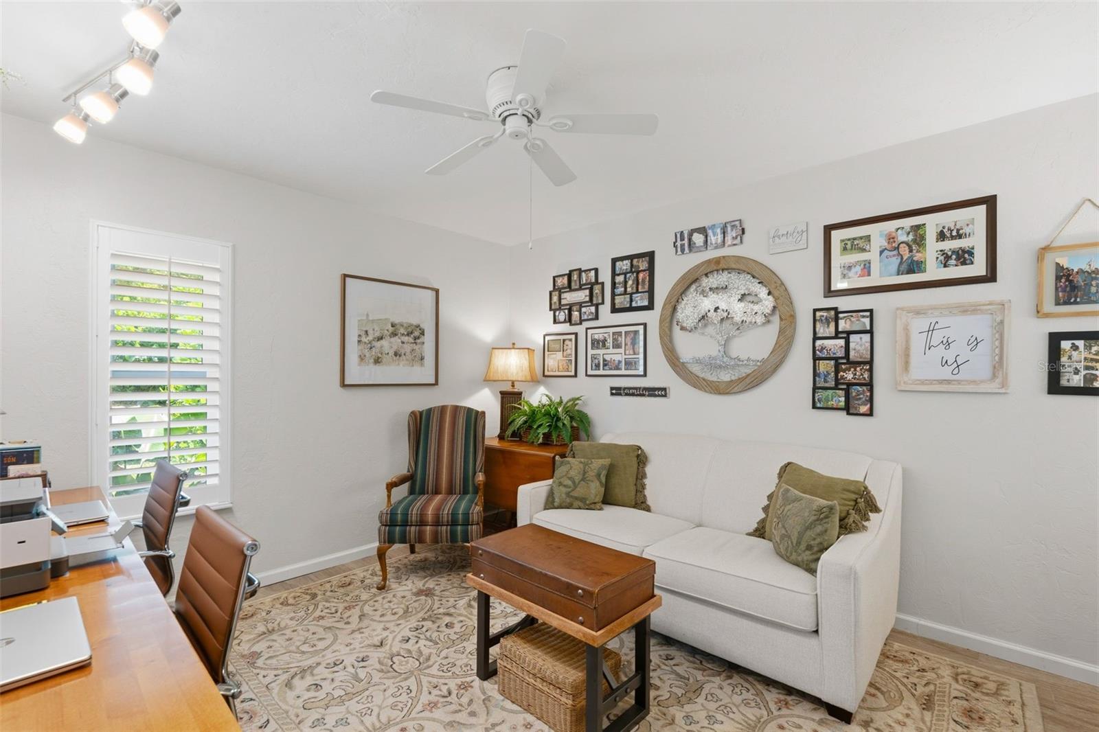 WILLOW LAKES ESTATES - Residential