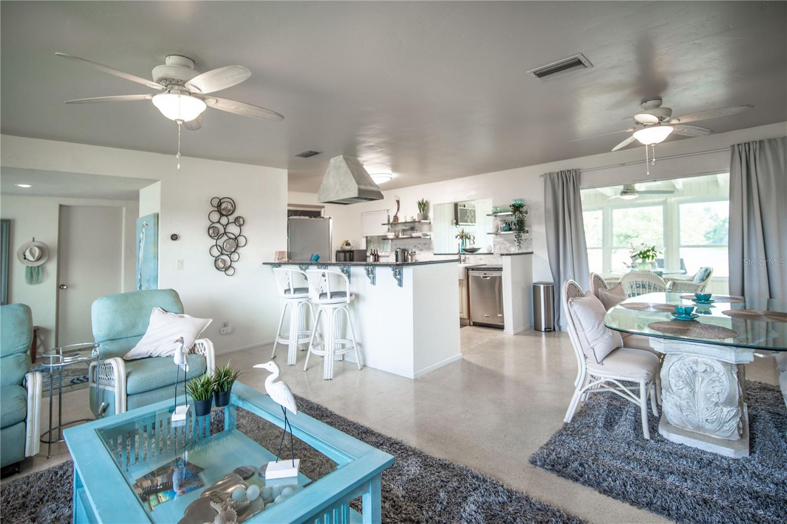 VENICE GARDENS - Residential