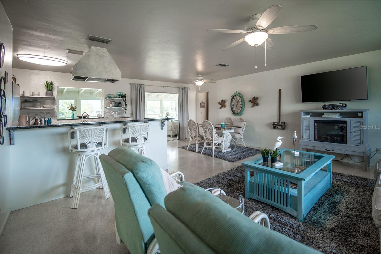 VENICE GARDENS - Residential