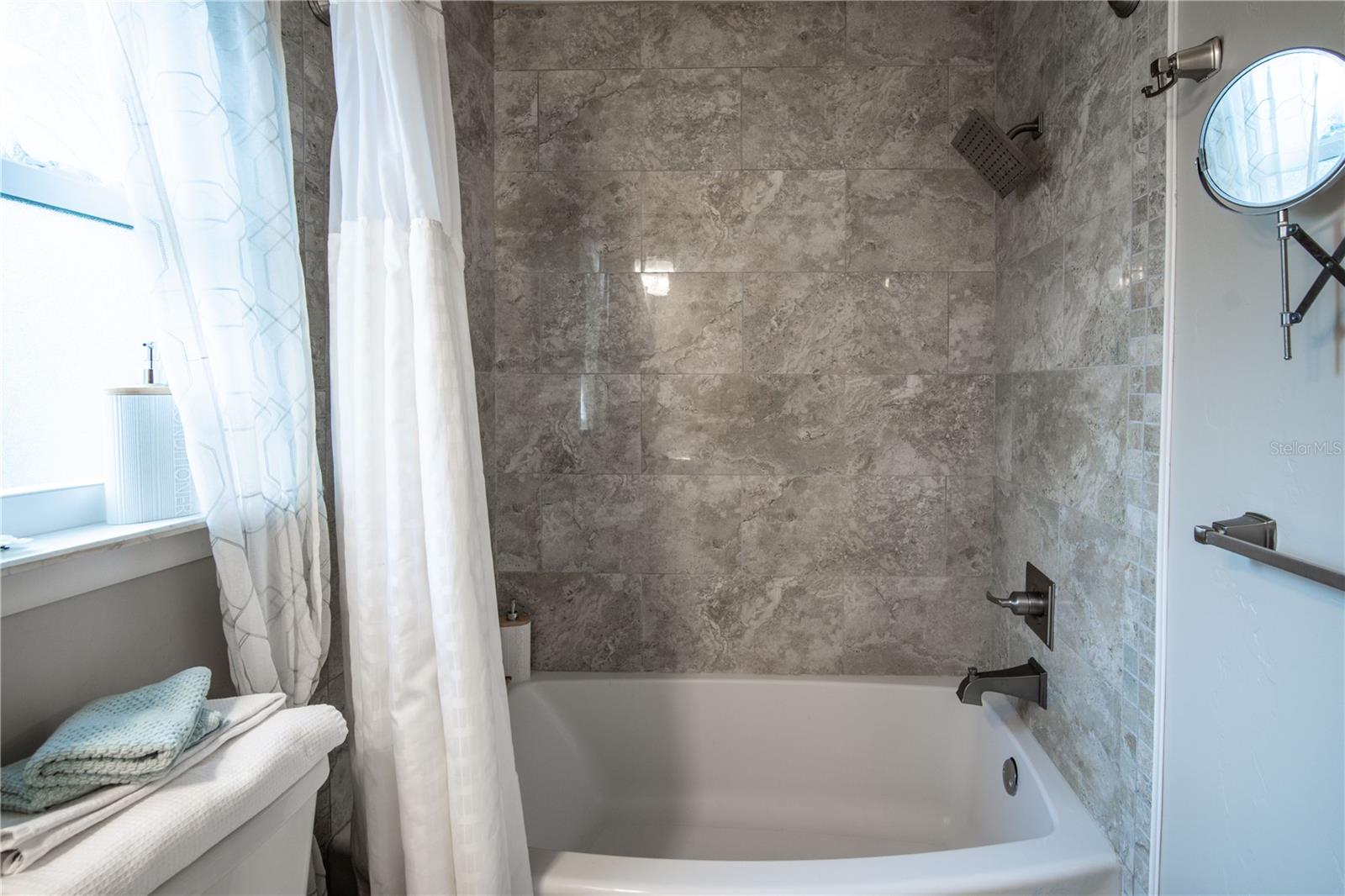 VENICE GARDENS - Residential