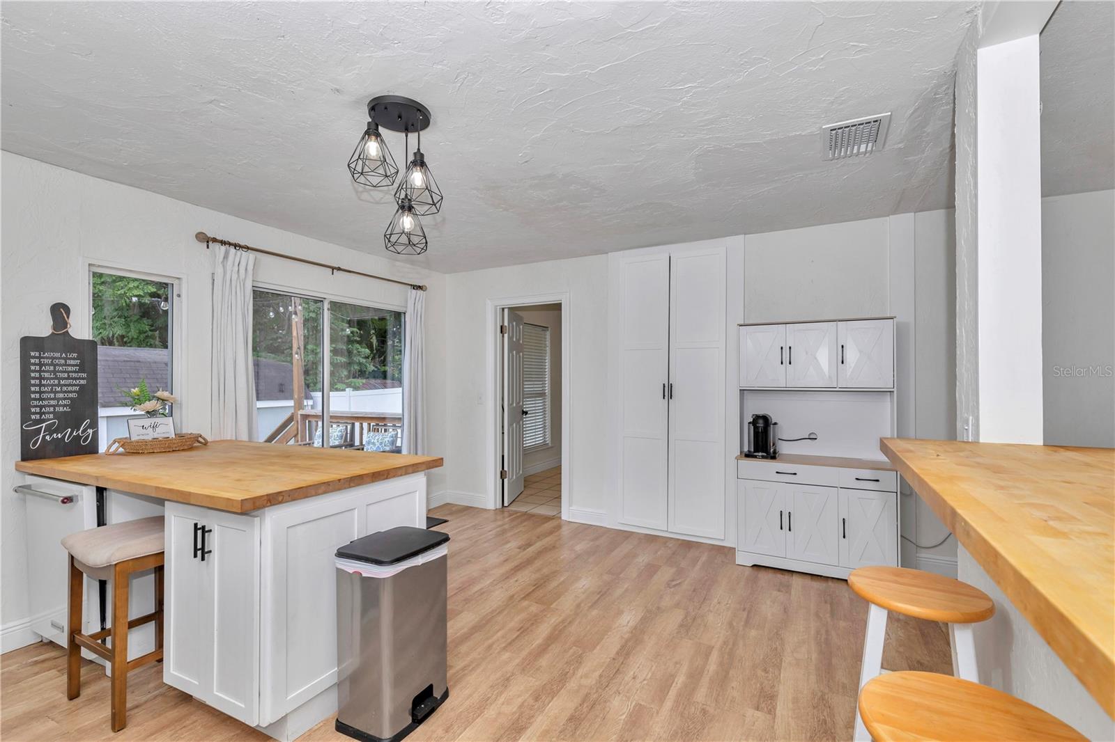 WOODROWS - Residential