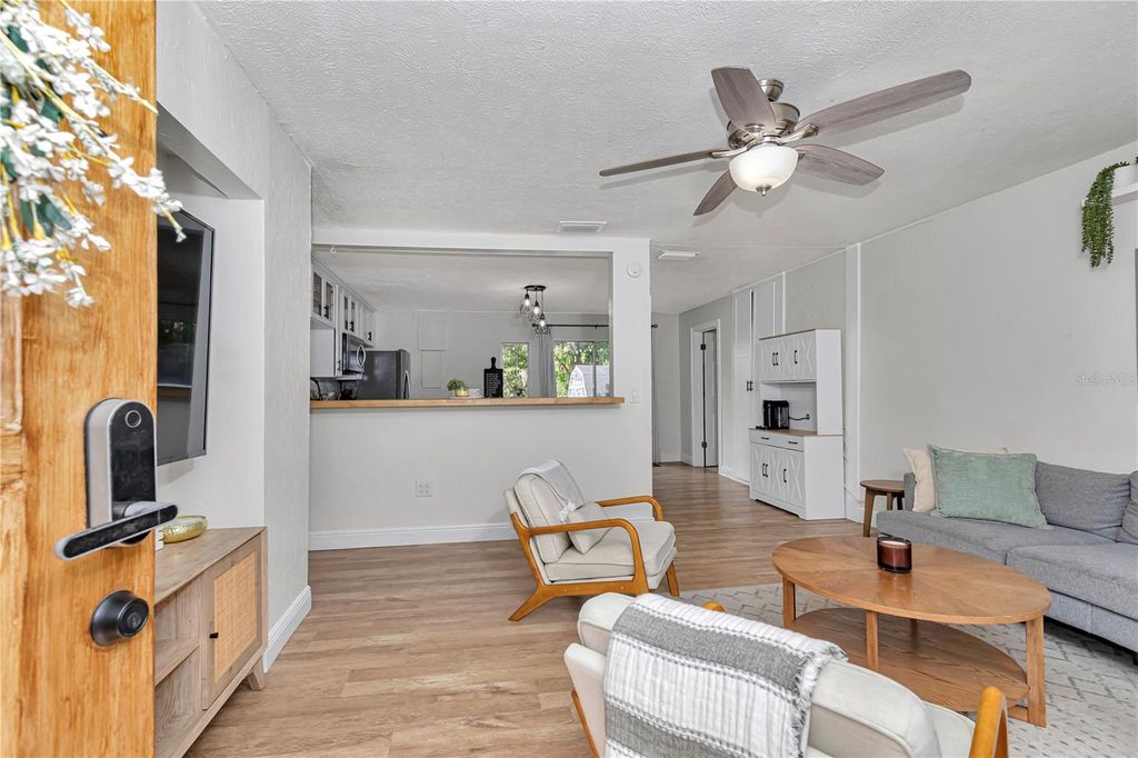 Photo of 1302 SE Sanchez Avenue, Ocala, FL 34471 (MLS # OM724971)