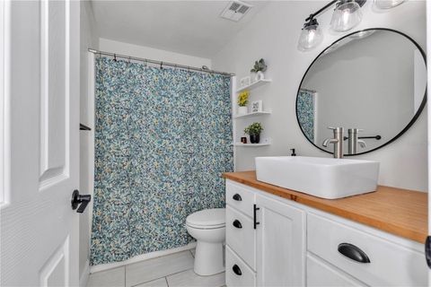 Tiny photo for 1302 SE Sanchez Avenue, Ocala, FL 34471 (MLS # OM724971)