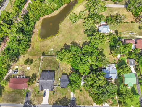 Tiny photo for 1302 SE Sanchez Avenue, Ocala, FL 34471 (MLS # OM724971)