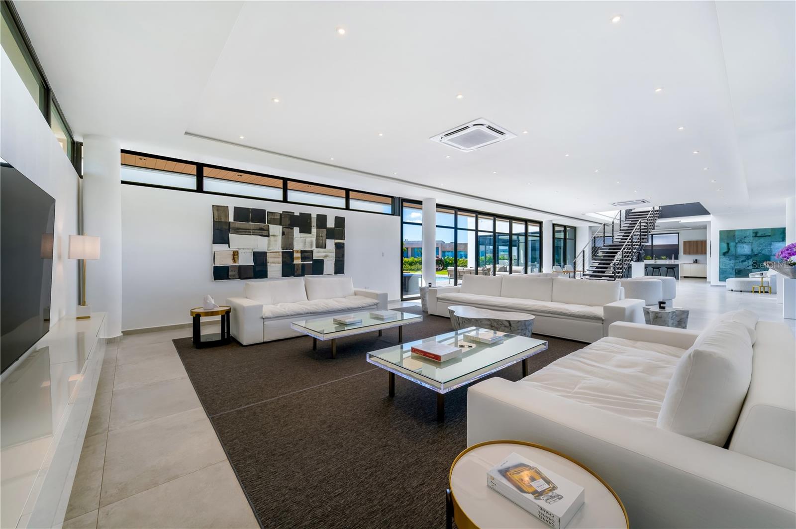 DORADO COUNTRY ESTATES - Residential