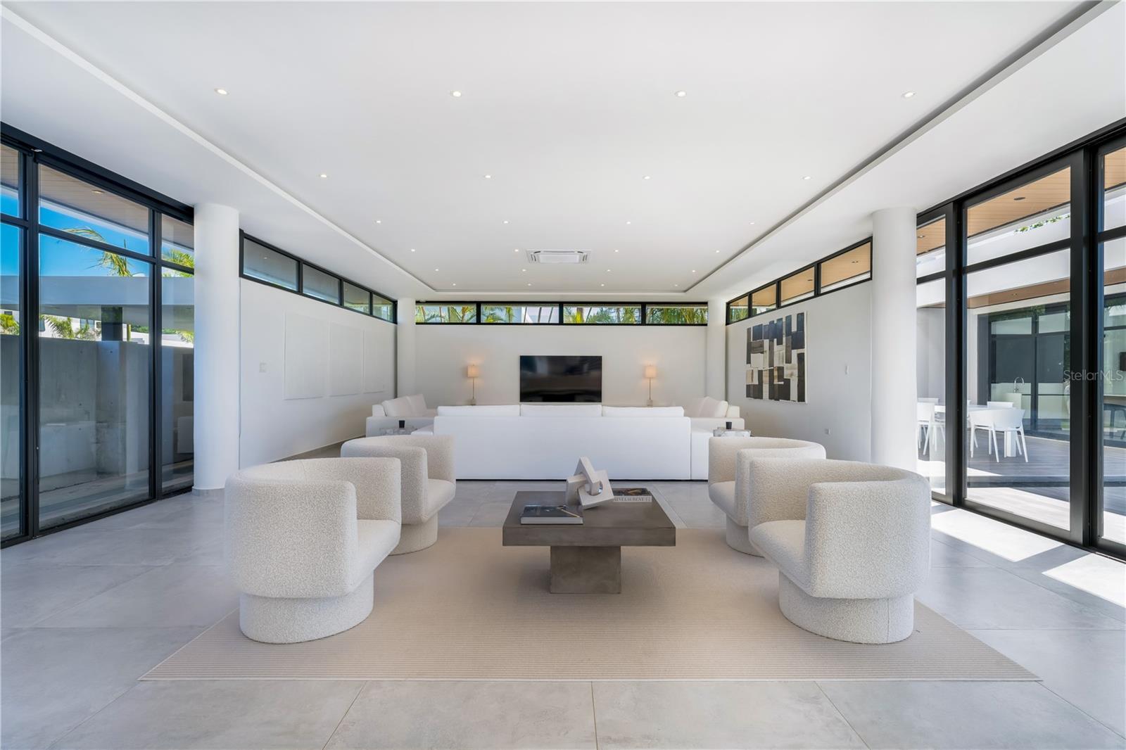 DORADO COUNTRY ESTATES - Residential