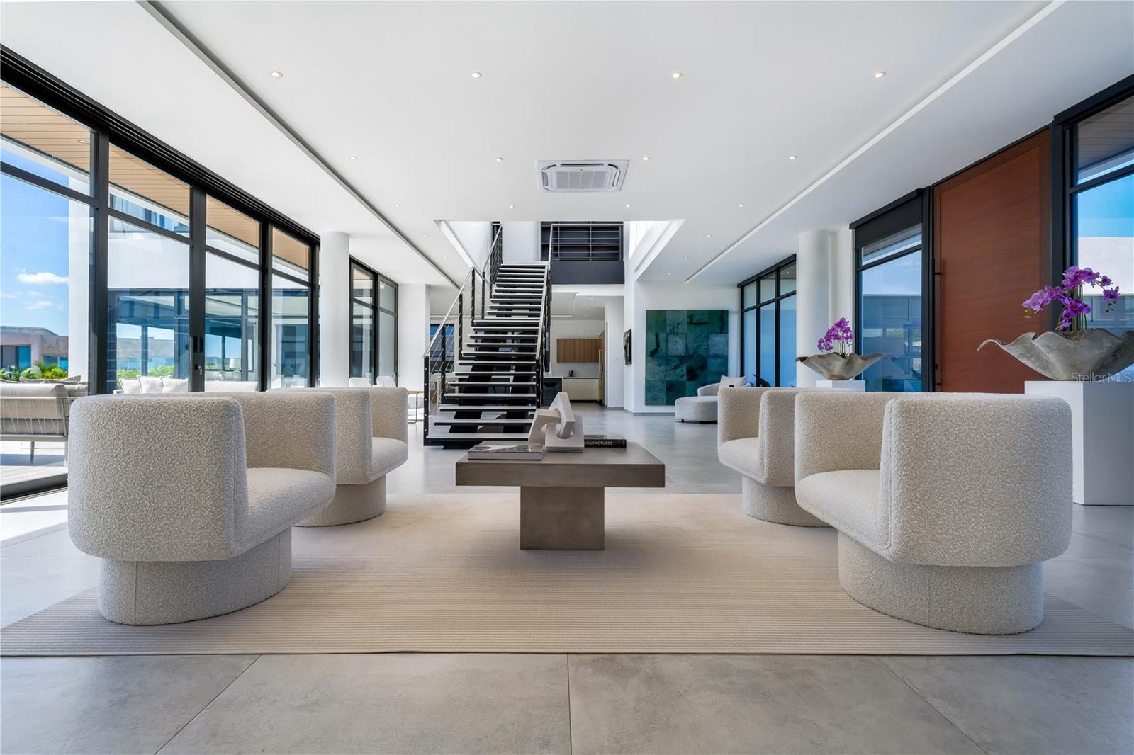DORADO COUNTRY ESTATES - Residential