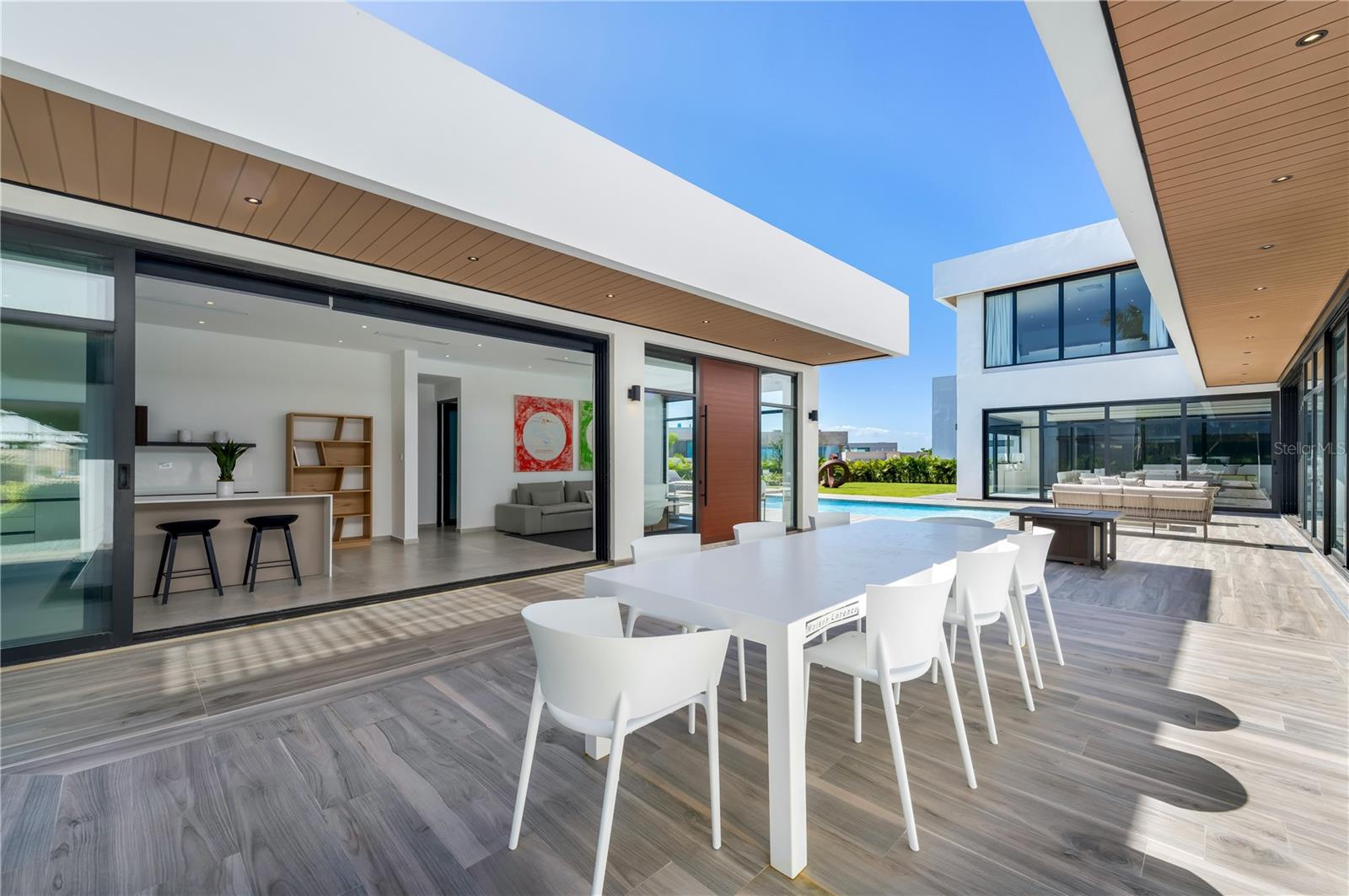 DORADO COUNTRY ESTATES - Residential
