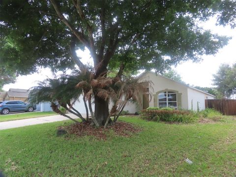 Photo of 118 Royalty Circle, Sanford, FL 32771 (MLS # O6404328)