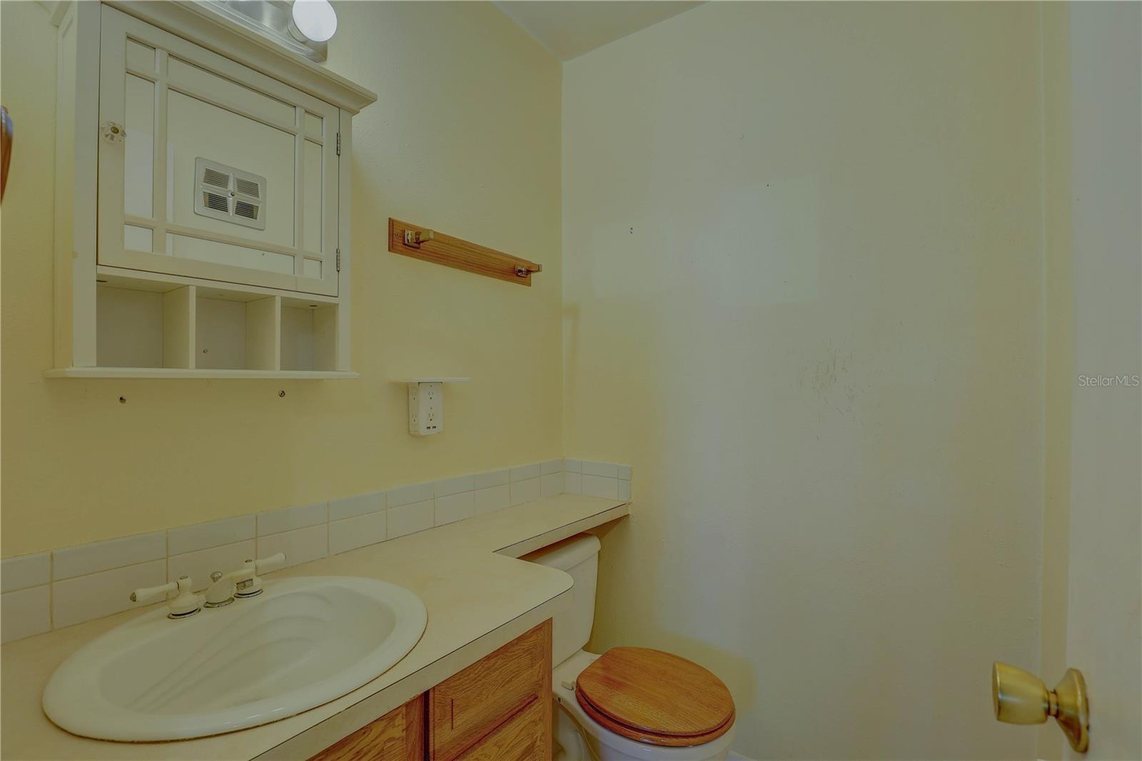 FIVE TOWNS OF ST PETE - Residential