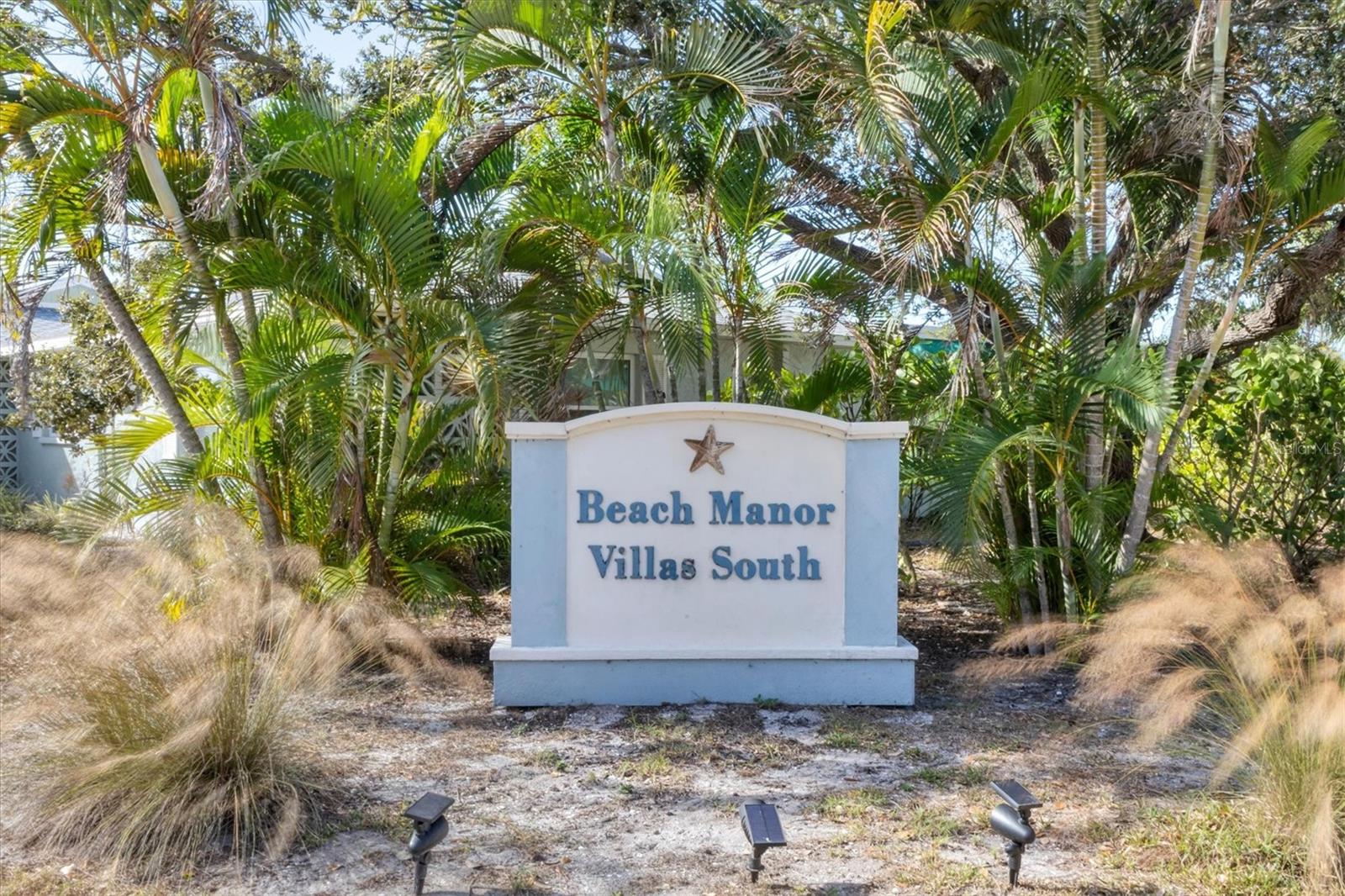 BEACH MANOR VILLAS SOUTH - Residential