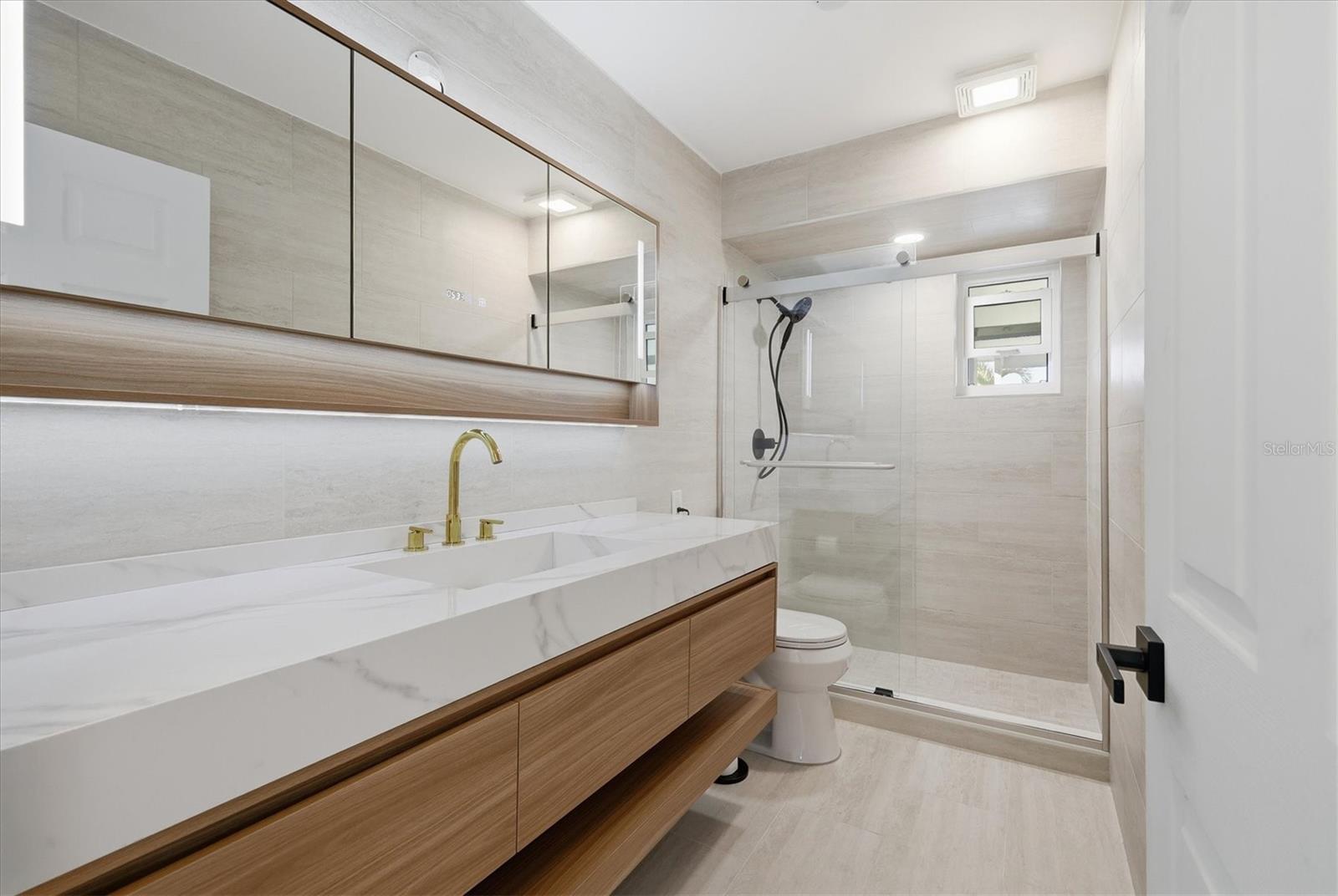 BEACH MANOR VILLAS SOUTH - Residential