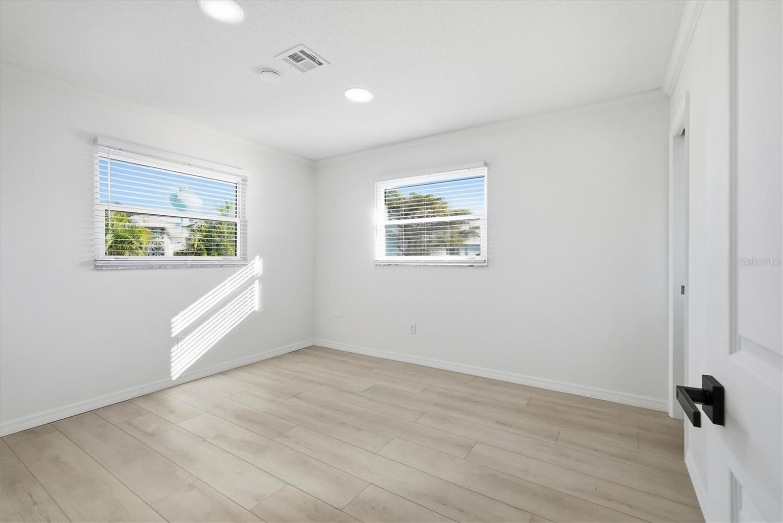 BEACH MANOR VILLAS SOUTH - Residential