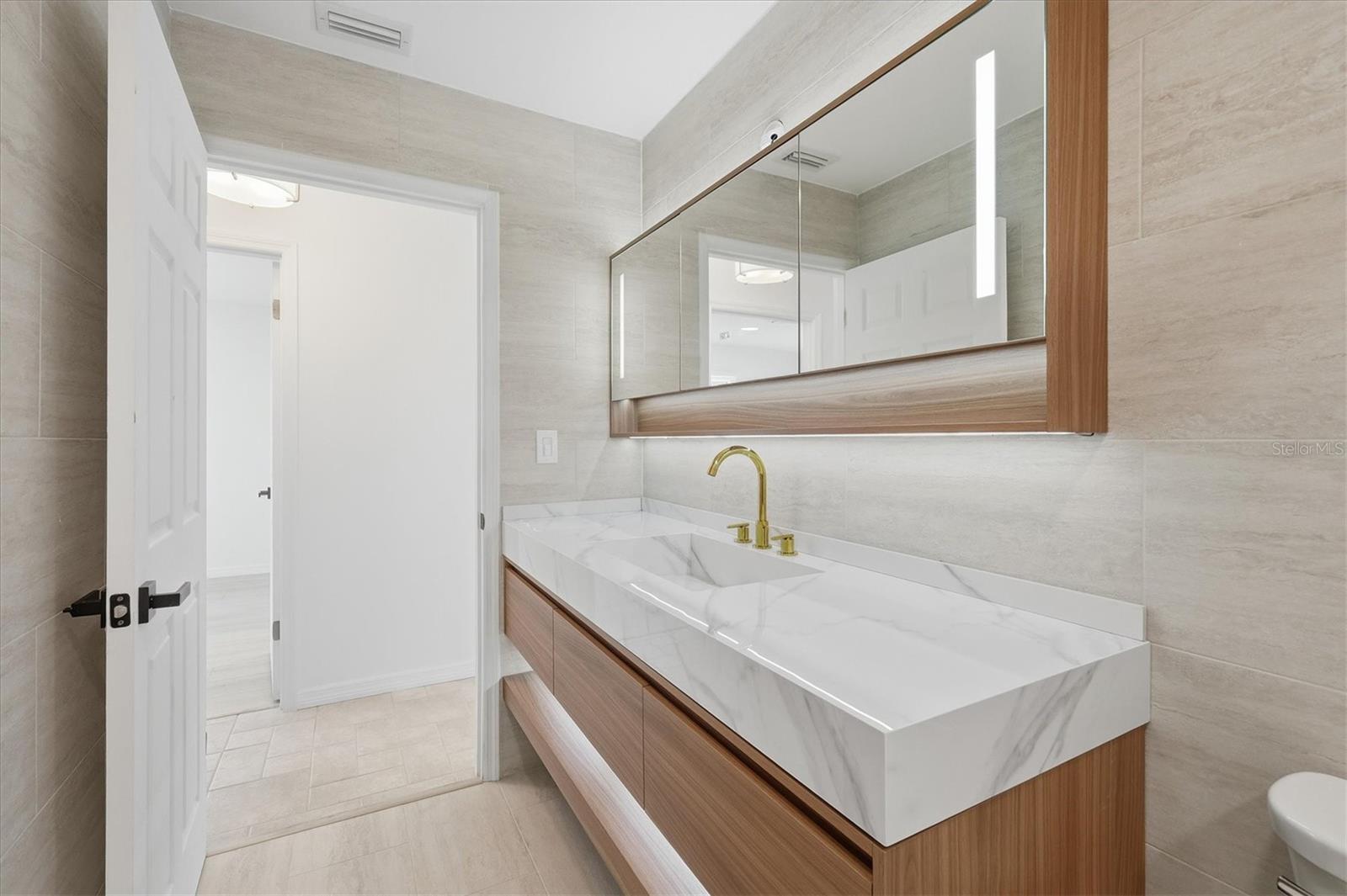 BEACH MANOR VILLAS SOUTH - Residential