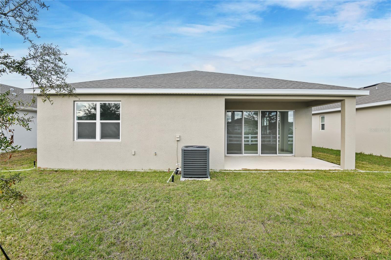 SEASONS AT SUTTON PRESERVE - Residential