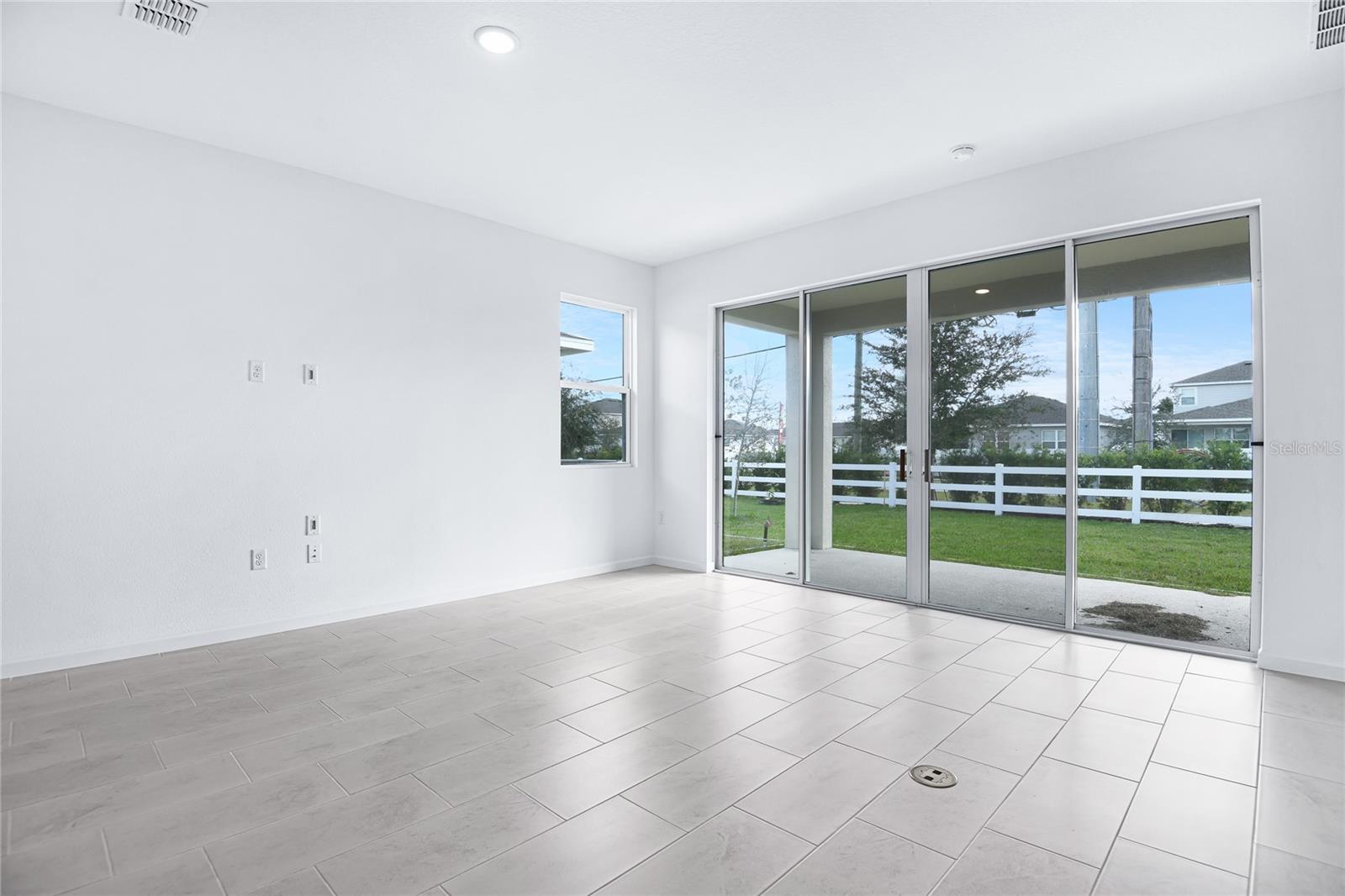 SEASONS AT SUTTON PRESERVE - Residential