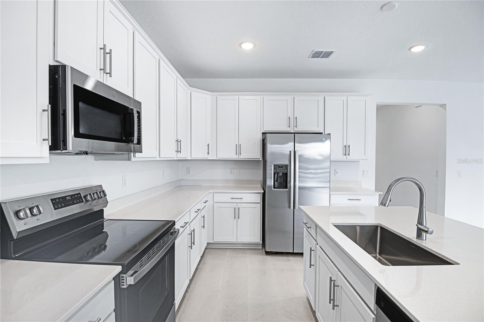 SEASONS AT SUTTON PRESERVE - Residential