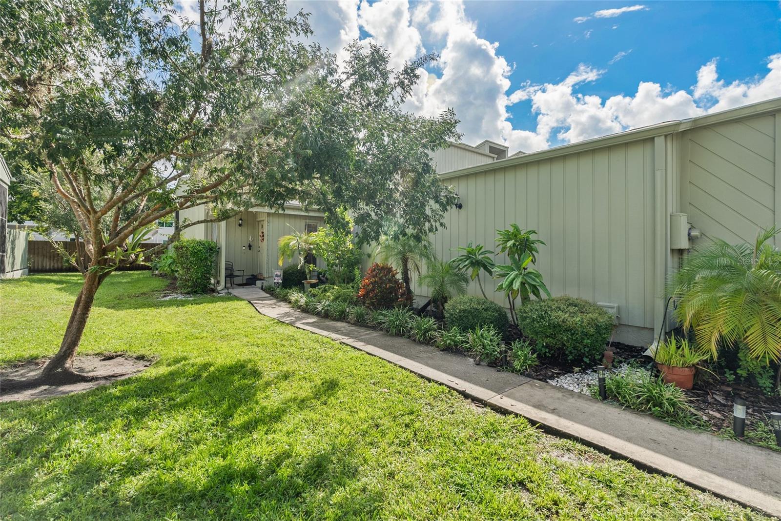 616 FELLOWSHIP DRIVE 21E