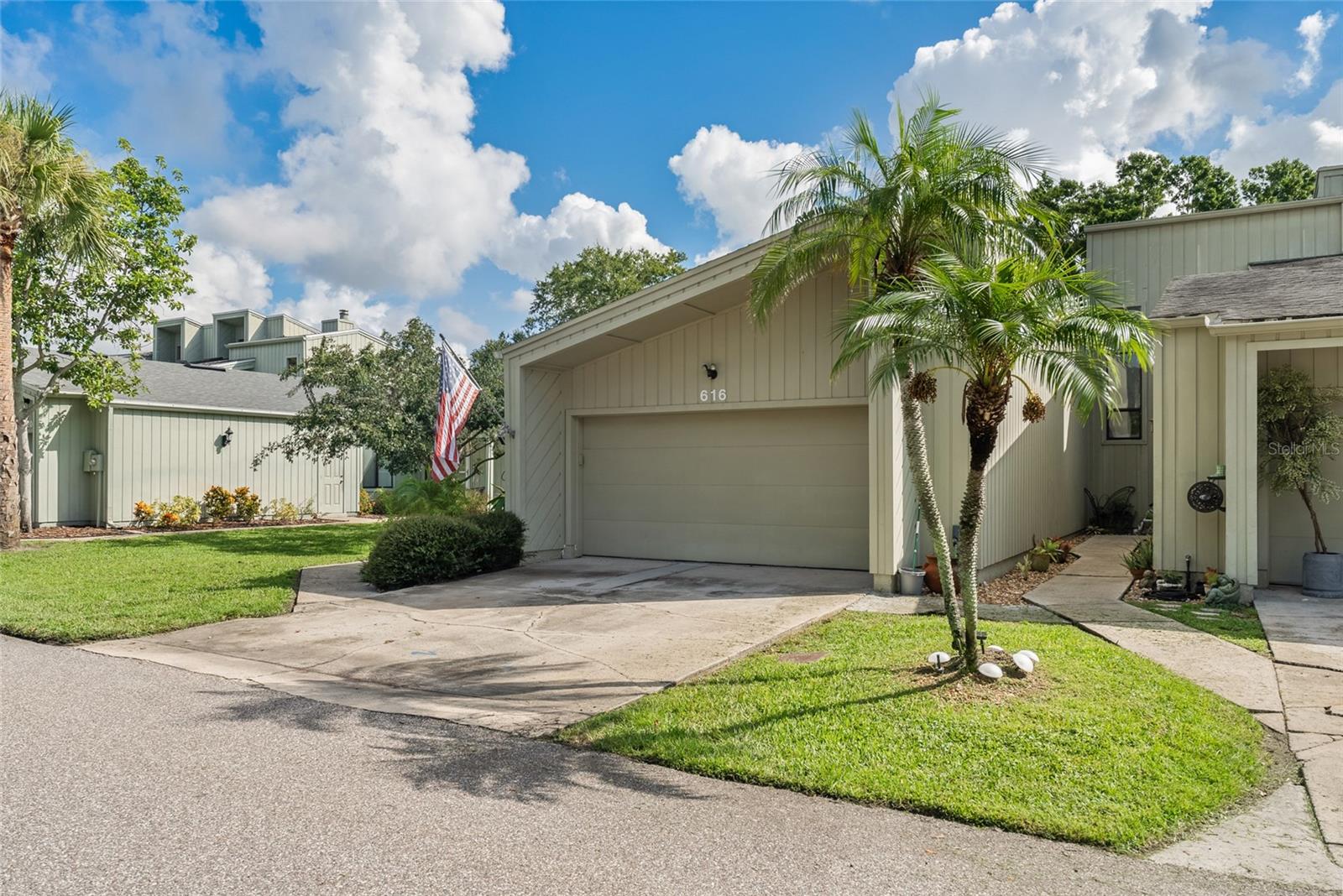 616 FELLOWSHIP DRIVE 21E