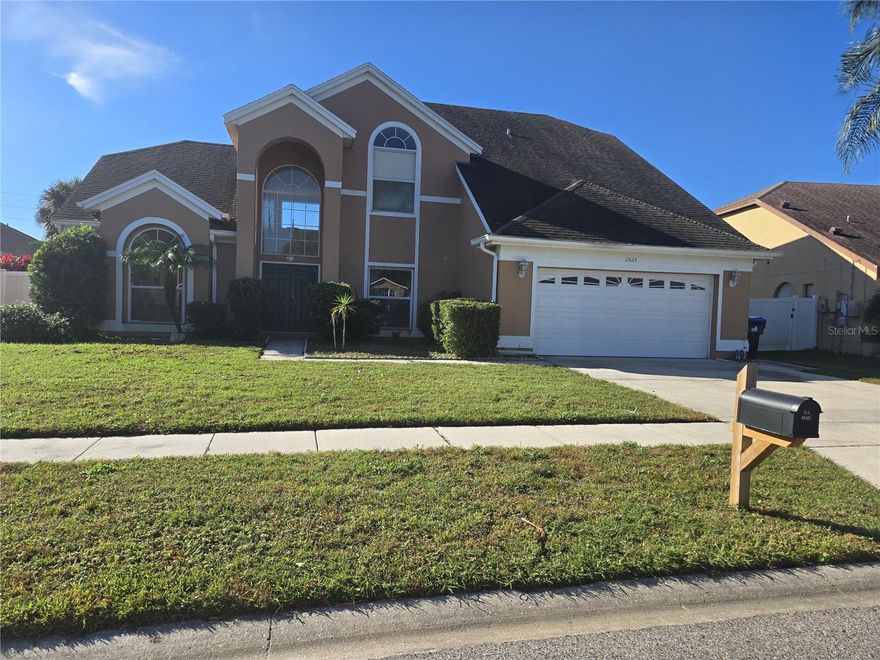 Beautiful, Spacious 4BR/2.5 Bath, Home in Deerfield with an open floor plan, nice kitchen with dinette, formal dining room, living room, family room and master bedroom are downstairs. Over 2800 sq. ft. Vaulted ceilings, all 18' tile downstairs.

Remaining bedrooms and bonus room are upstairs. Downstairs Master Bedroom has a beautiful bath with a separate garden tub, tiled shower, his and her sinks and a walk-in closet. Large backyard. 2 car garage. Freshly painted interiors in a neutral palette! Brand new carpet throughout!

MOVE IN SPECIAL: MOVE IN BY 12/31/2025 AND RECEIVE A $300 RENT CREDIT TO BE USED TOWARDS FEBRUARY'S RENT!

Applications will ONLY be processed if you have viewed the inside of the home, submitted all applications and dropped off a holding deposit. We will hold the property for the first application and deposit received.