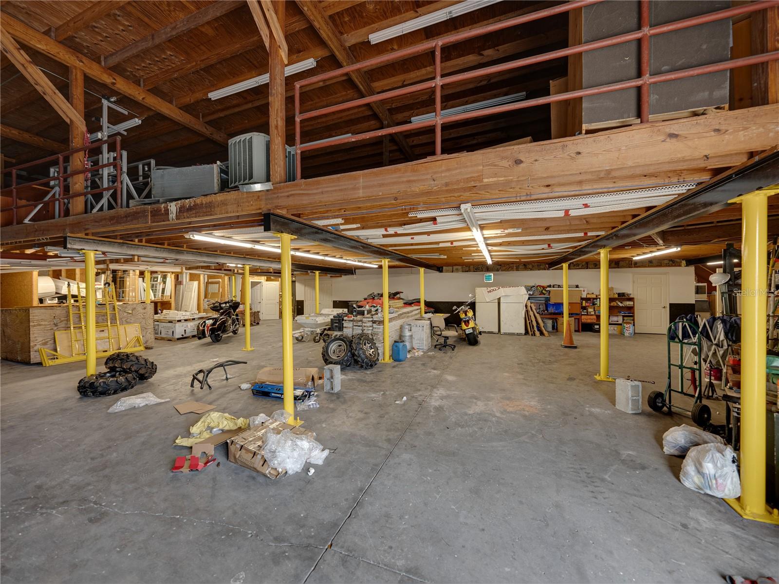 INWOOD - Commercial Sale