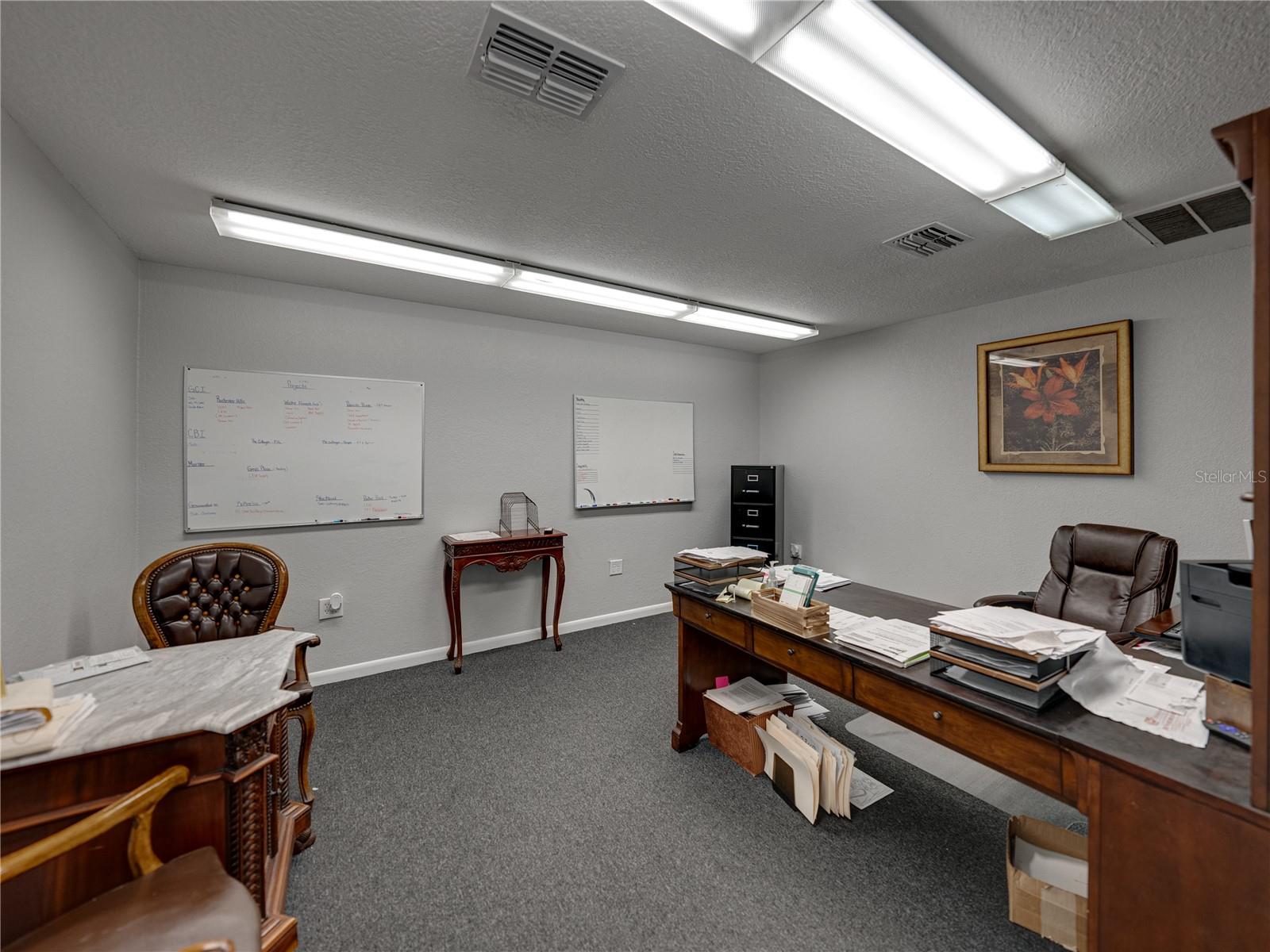 INWOOD - Commercial Sale