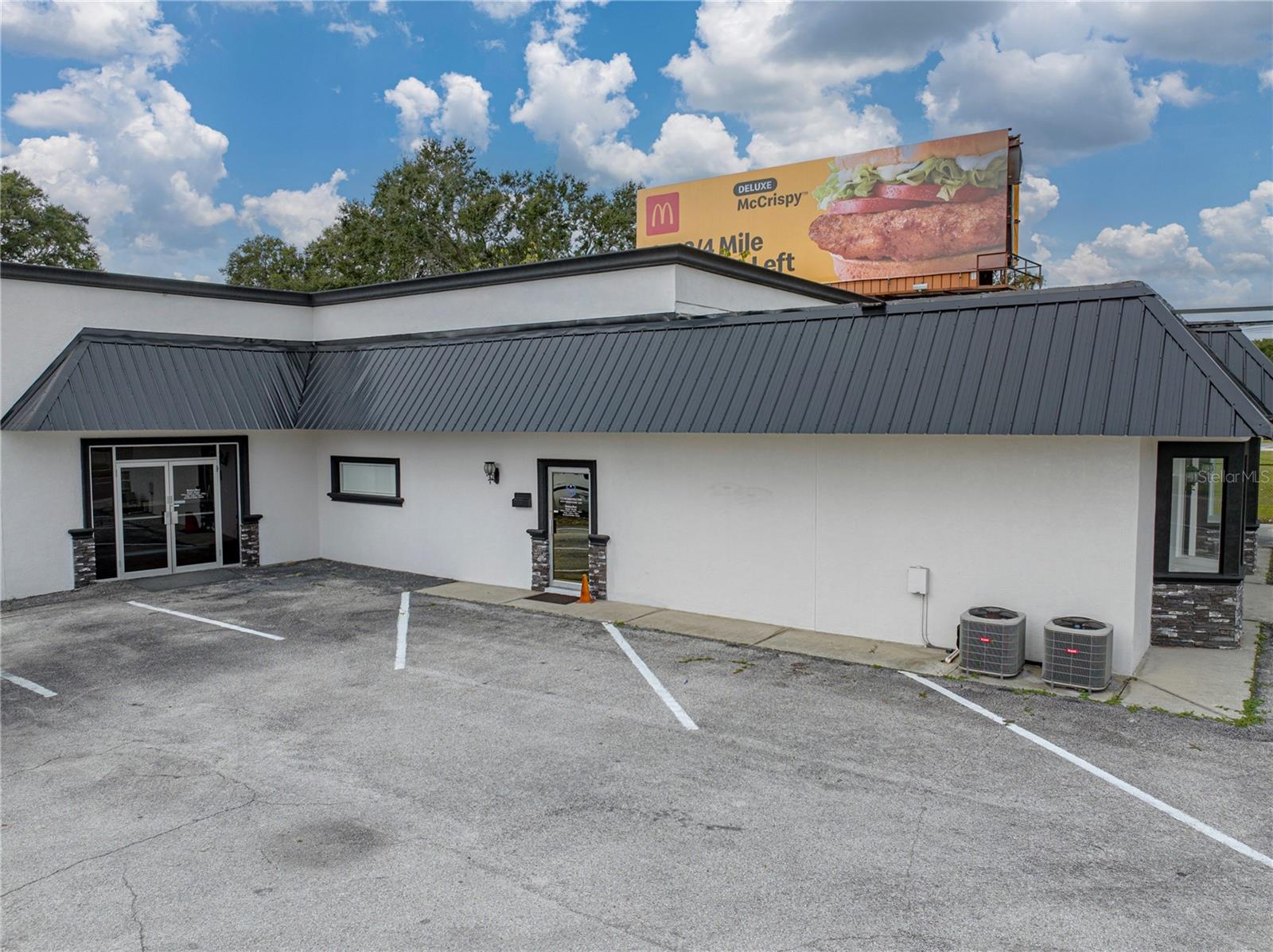 INWOOD - Commercial Sale