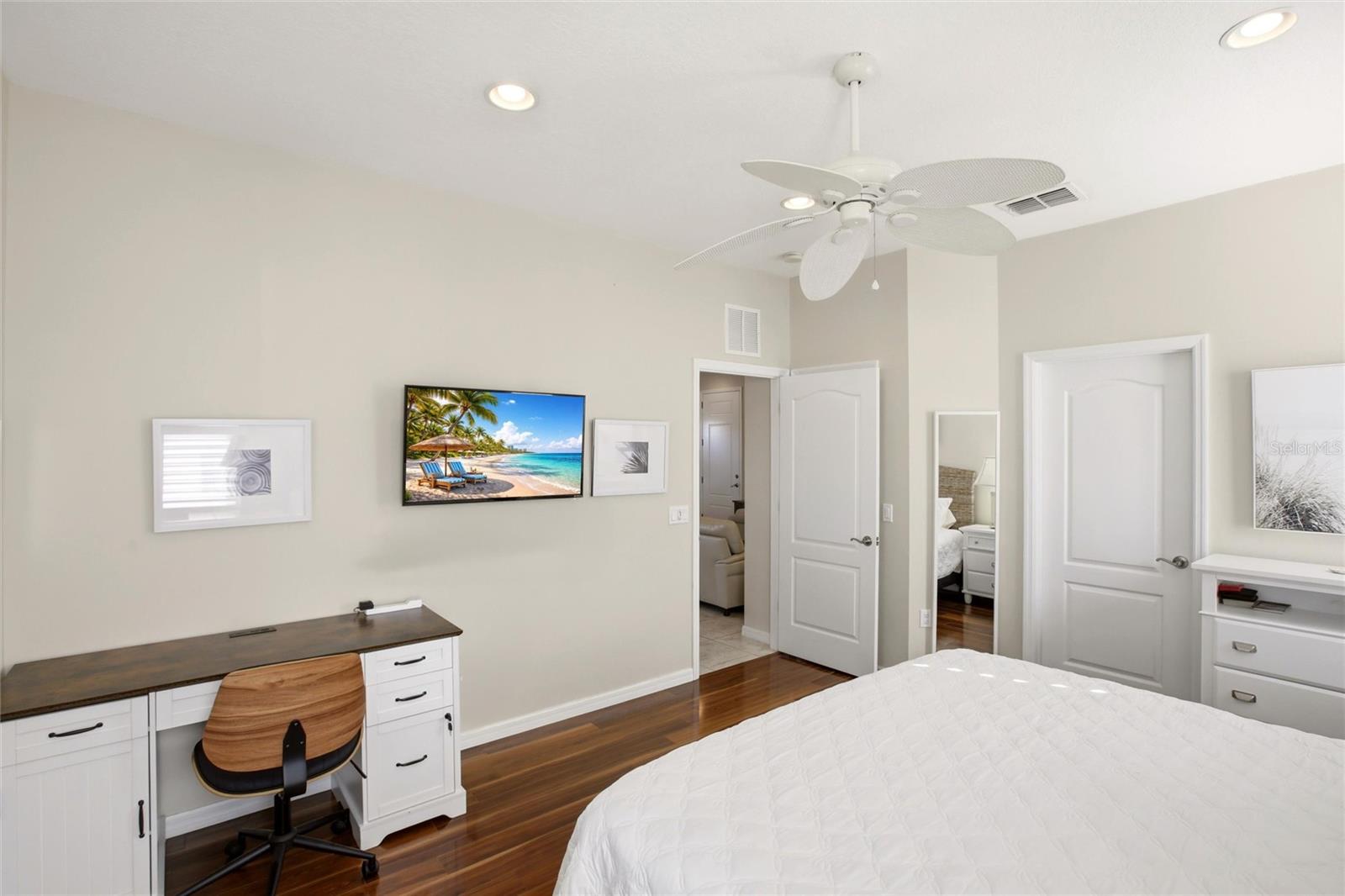 RIVER SOUND REV POR - Residential